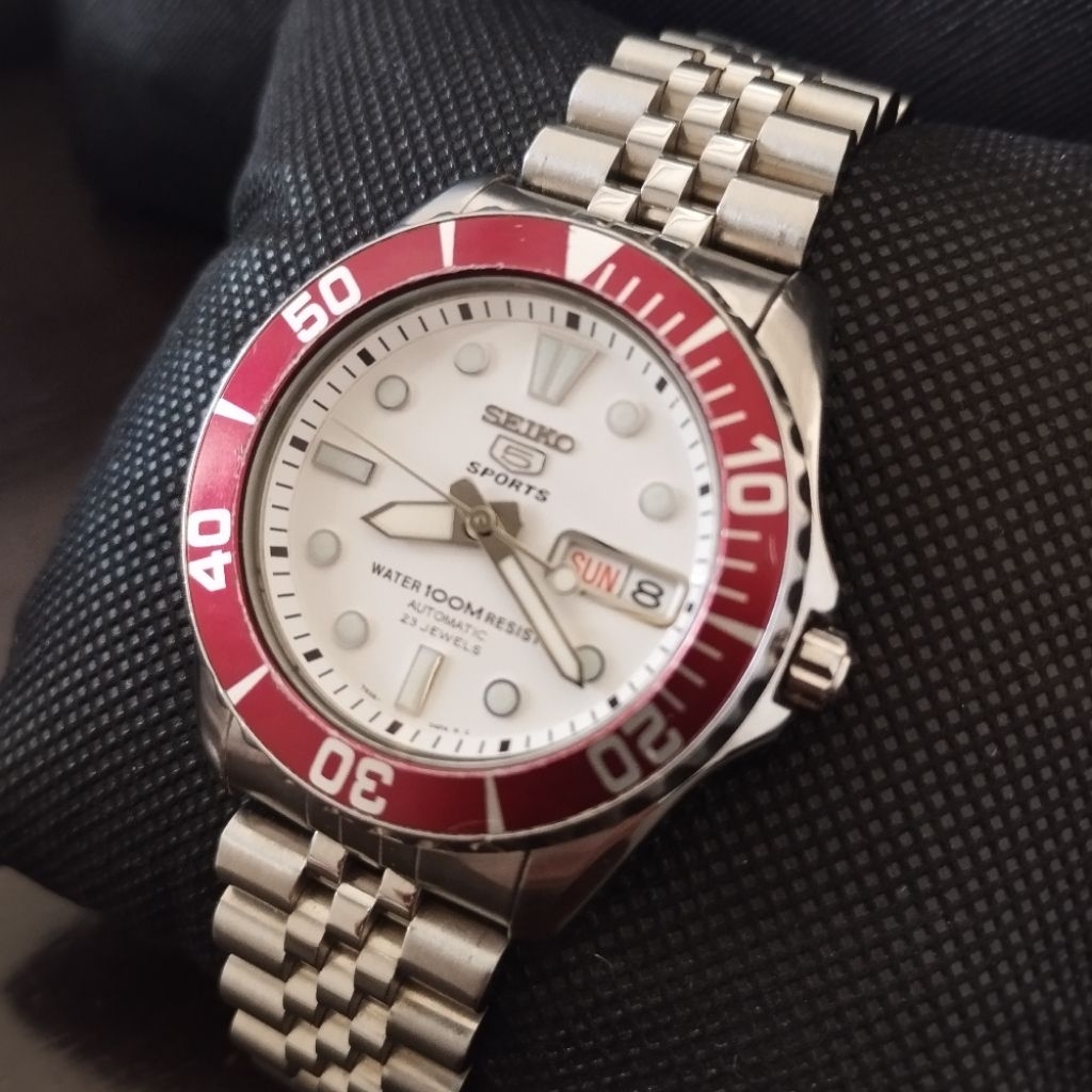Seiko Automatic Mini Sea Urchin SNZF25K1 SNZF25