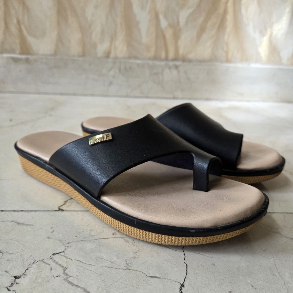 Sandal Wedges Wanita Fladeo Black on Beige Size 40 Used