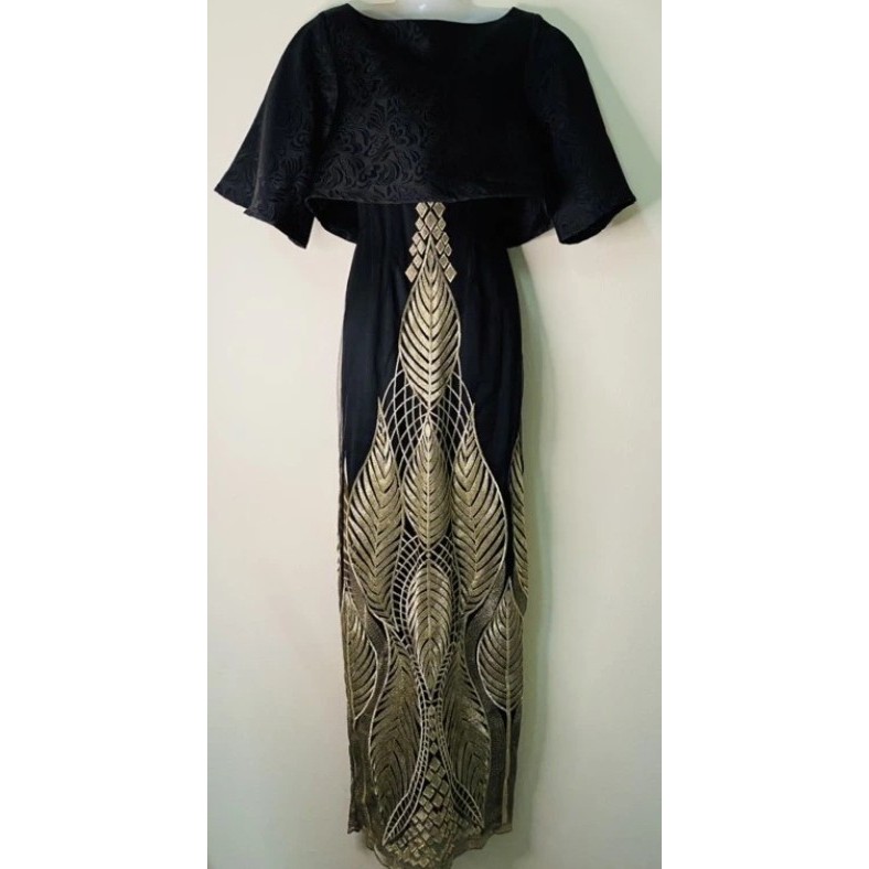 Gaun Hitam Glamour dengan Motif Emas Zalia Exclusive Limited Edition Design Authentic Preloved
