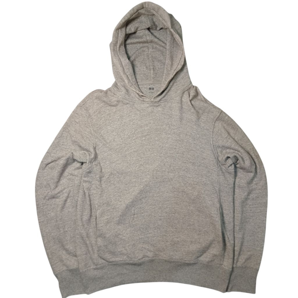 Hoodie Uniqlo Abu Polos Size L pria wanita unisex LD 115 Second