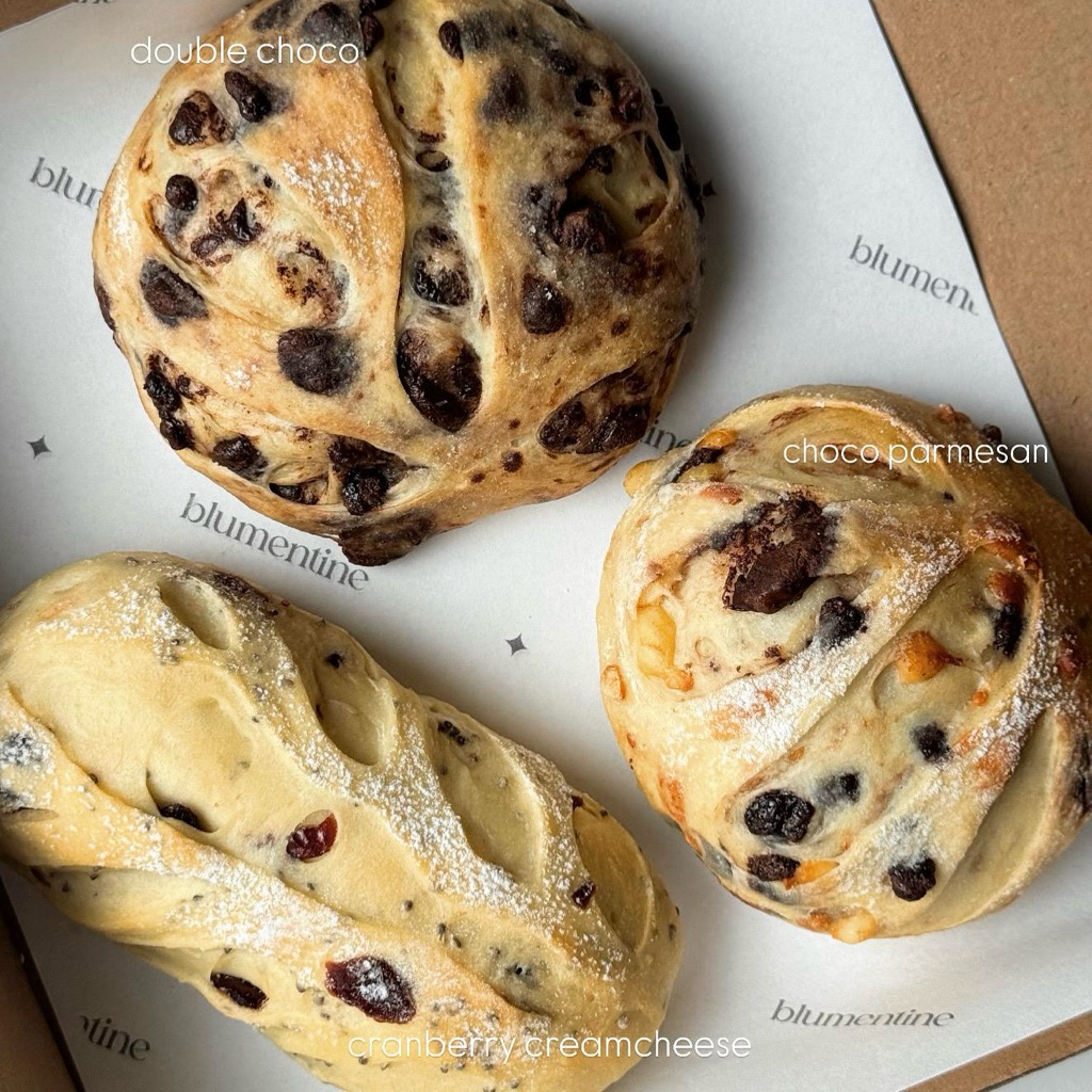 

Sourdough Bread - Cranberry creamcheese, double choco, choco parmesan