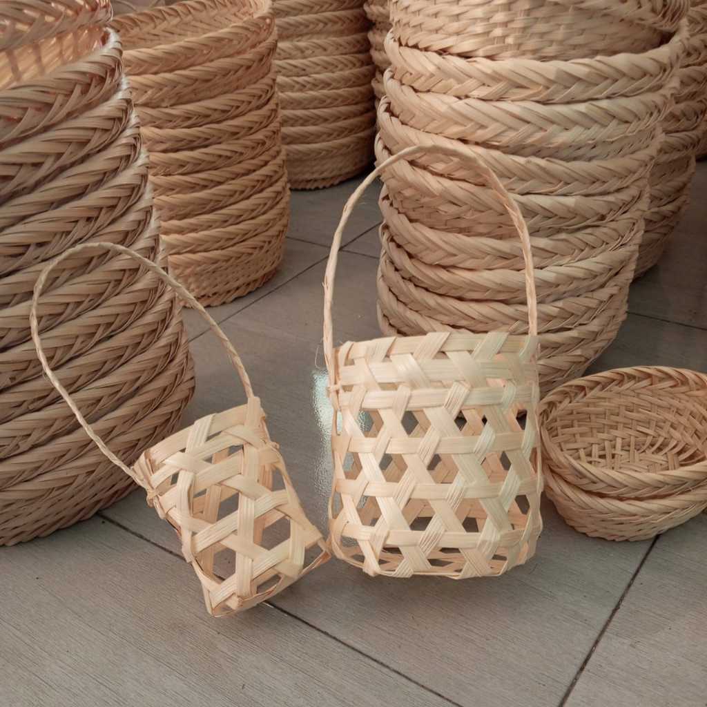 

tas keranjang anyaman bambu keranjang botol madu kemasan hampers botol sirup