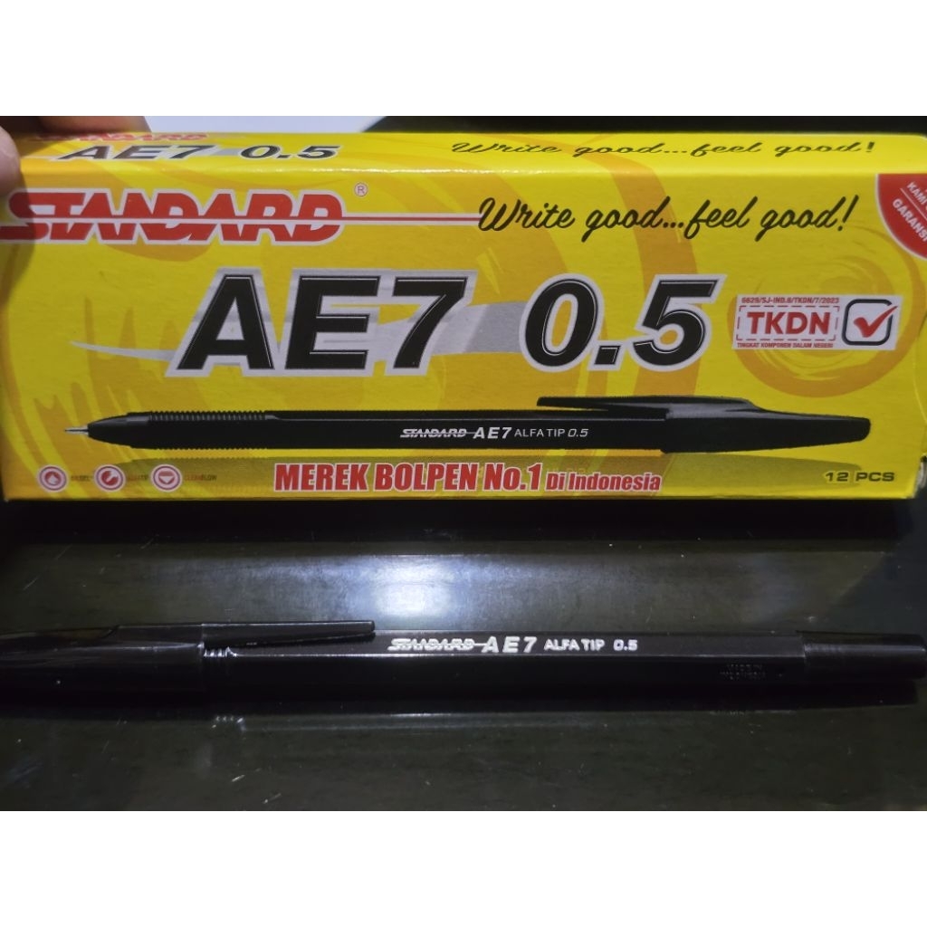 

Pulpen Standard [AE7/12 pcs] / Ballpoint Pena Pen Standar [0.5 mm/1 Pack]
