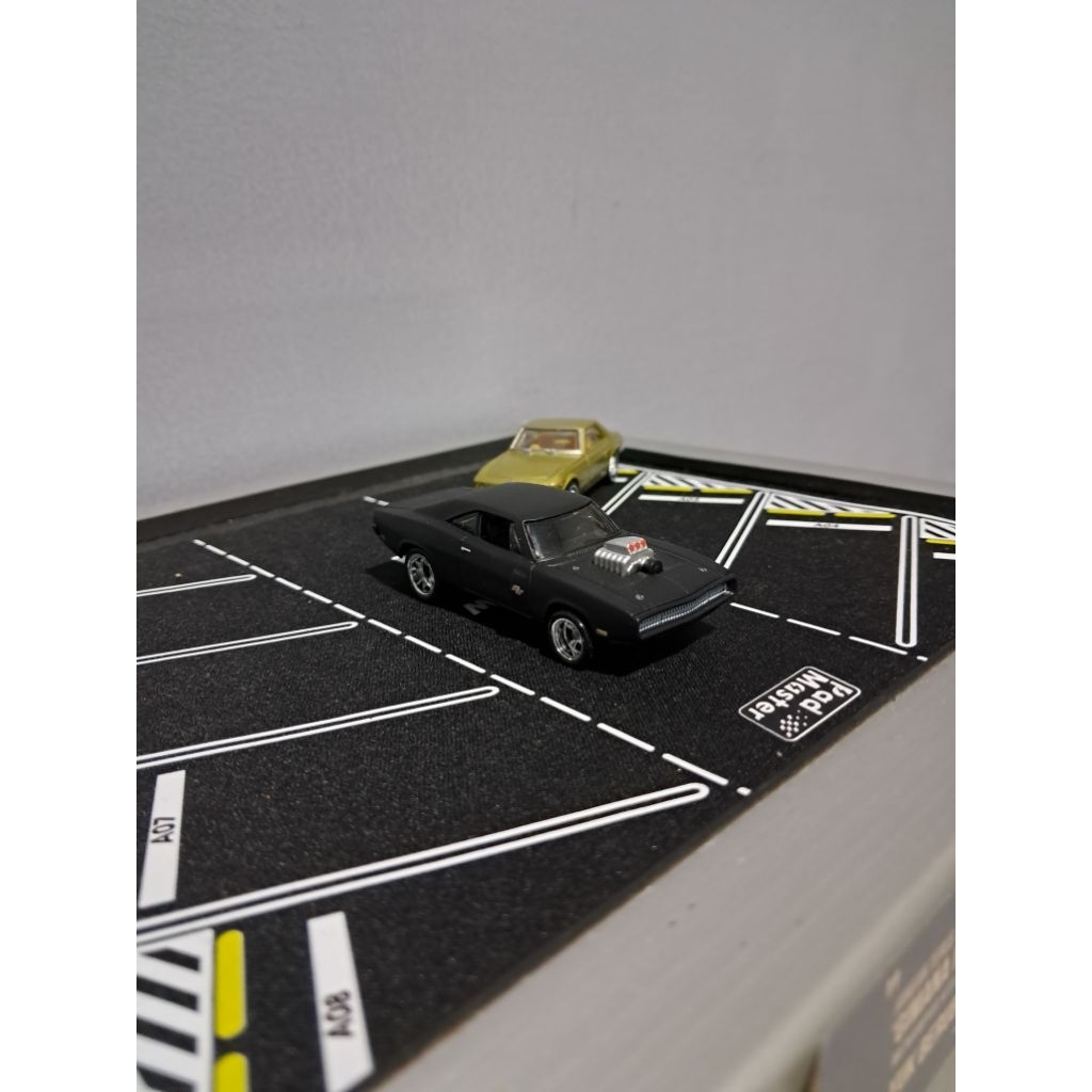 Diecast Hot Wheels Premium Fast and Furiuous Full Force '70 Dodge Charger R/T Loose