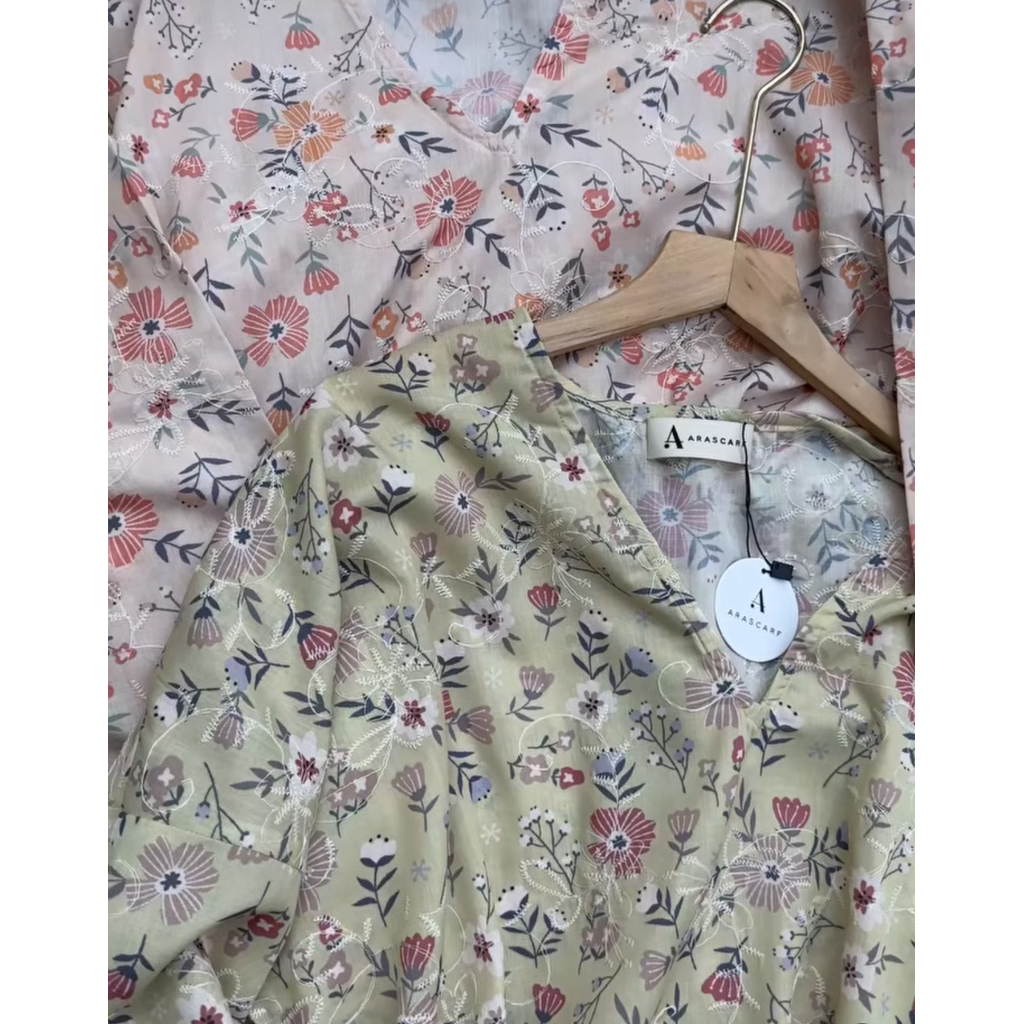 marine blouse arascarf preloved