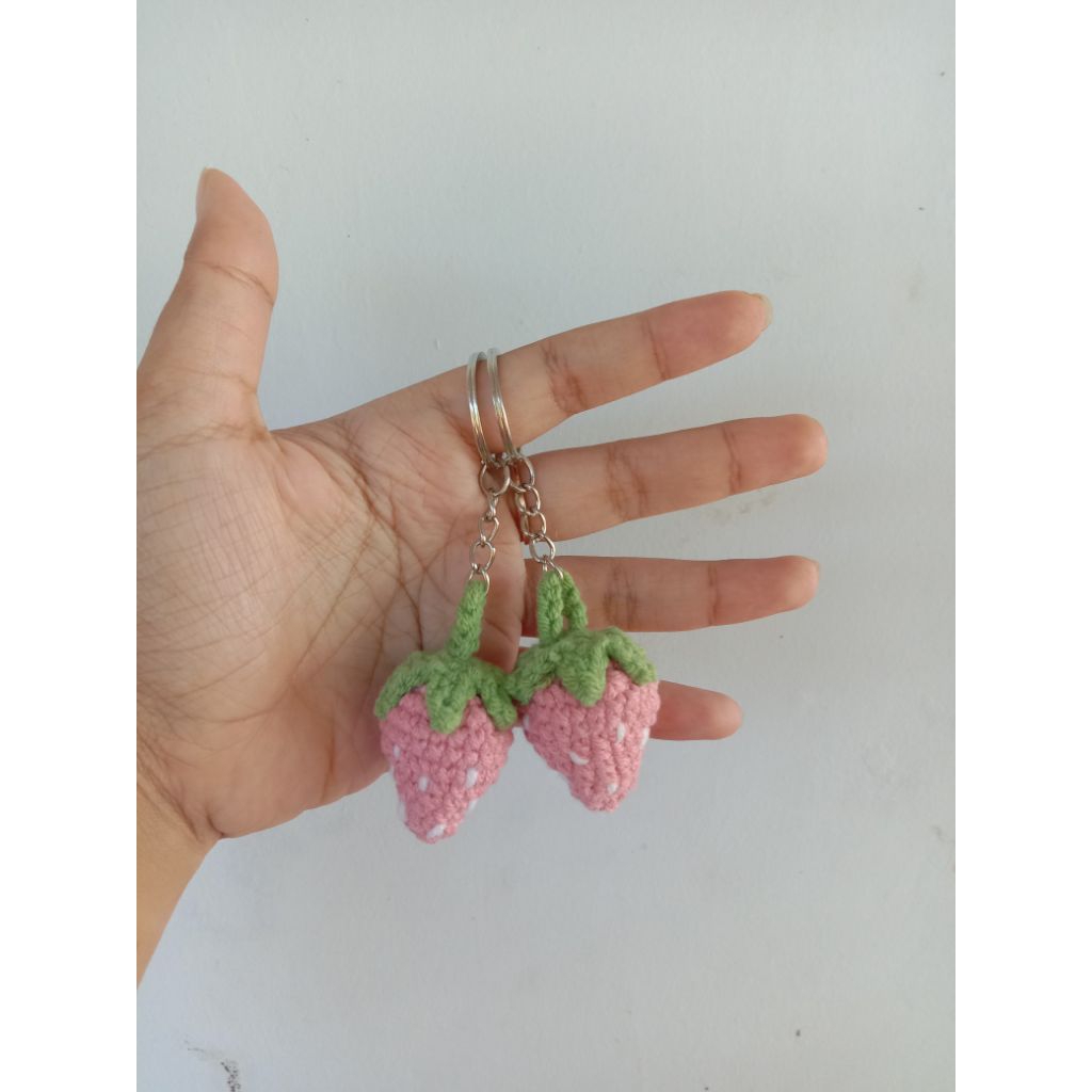 Gantungan Kunci/Tas Rajut Strawberry | Amigurumi Strawberry | Souvenir Rajut Strawberry