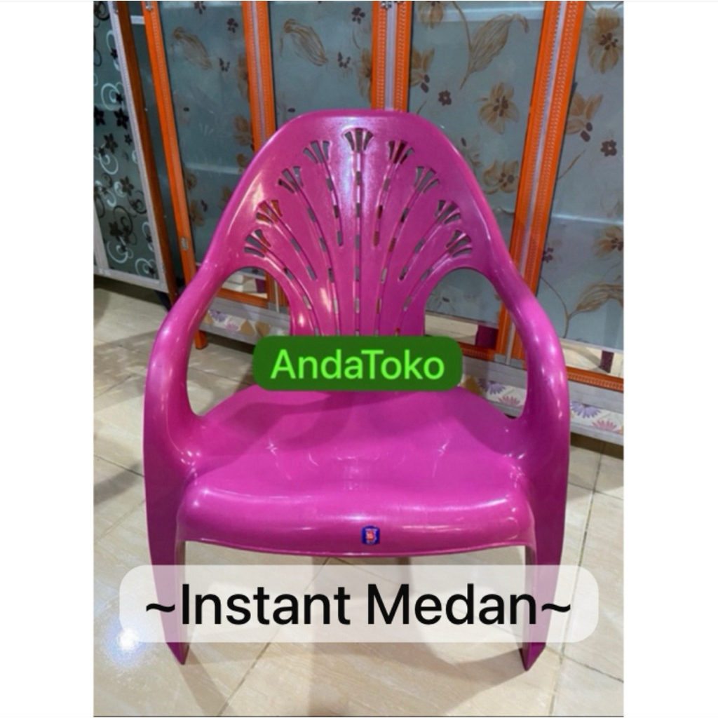 Kursi Plastik Santai Twinpan/Panda Pink