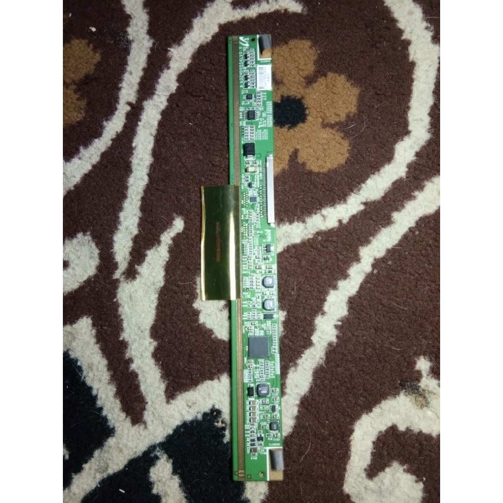 Tcon t con ticon tikon tekon tv toshiba 32PB1E 32PB2E