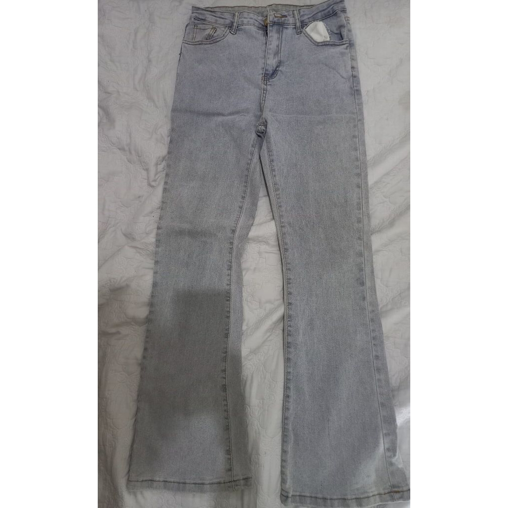 PRELOVED JEANS CUT BRAY WARNA BIRU