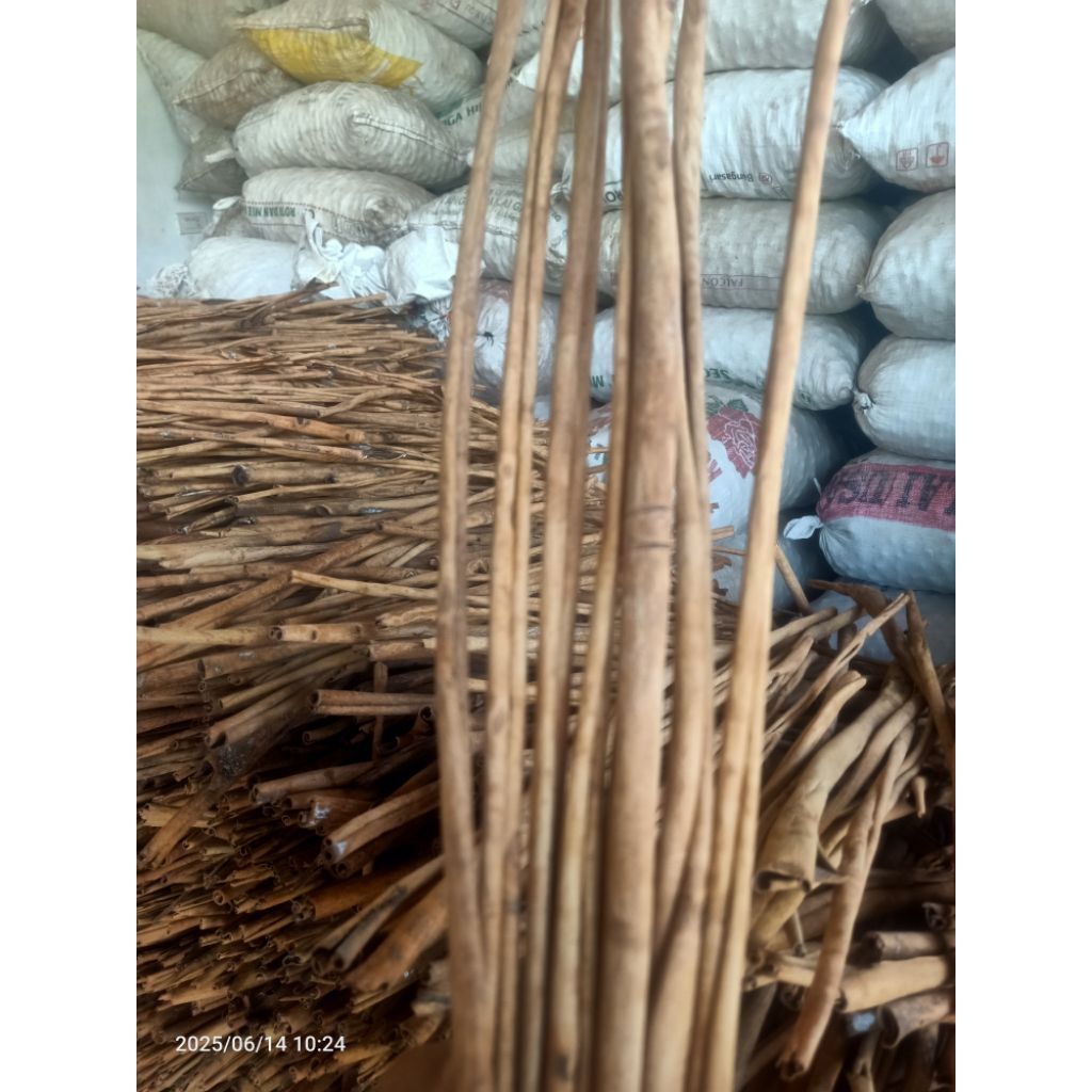 

KAYU MANIS KULIT MANIS CINNAMON KUALITAS SUPER