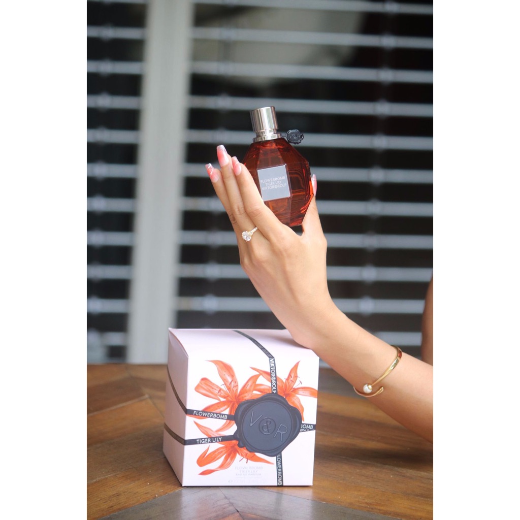 Parfum   Viktor Rolf Flowerbomb