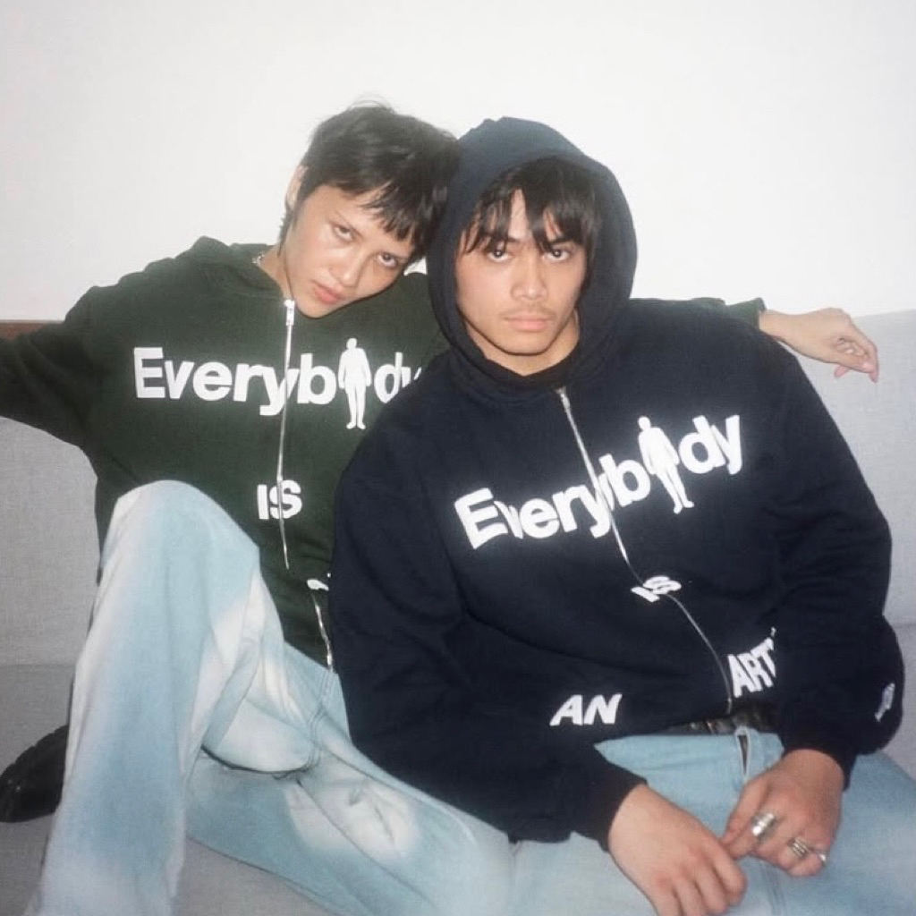 Morteils - Hoodie Everybody Is An Artist