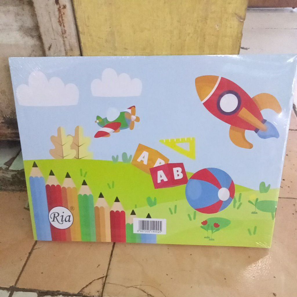 

RIA buku gambar A4 / pack