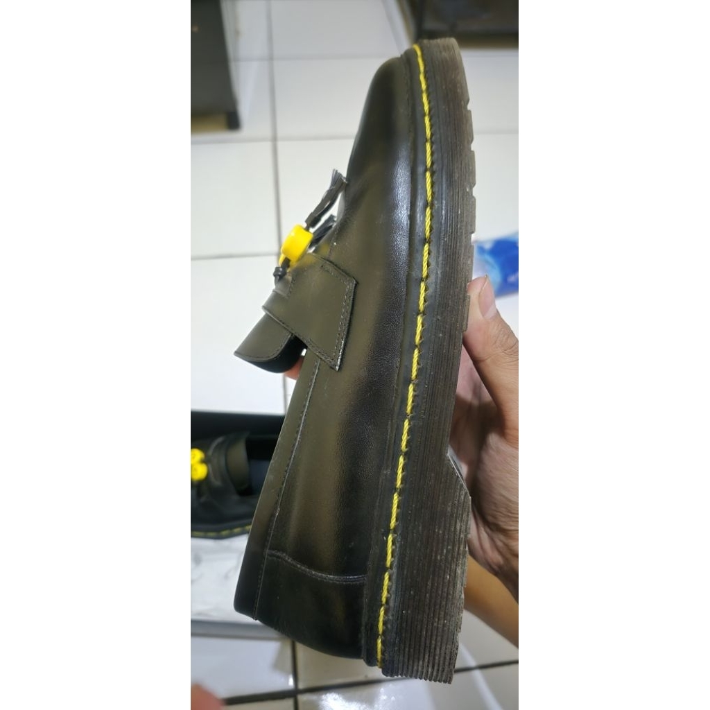 Sepatu Loafers Jovem x Basboi