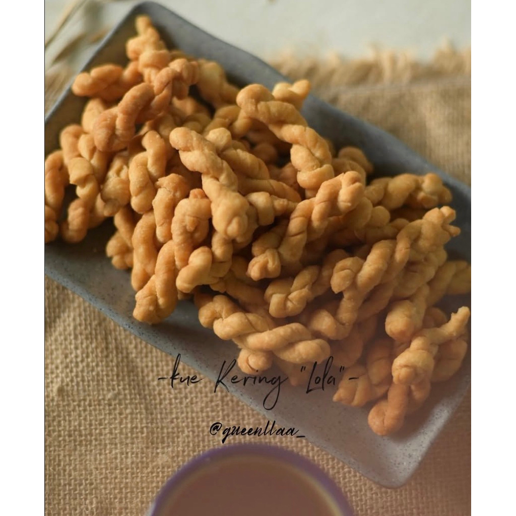 

kue pelintir 1/4 dan bungkus kecill