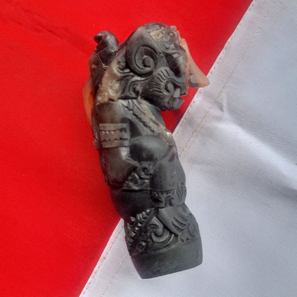 Handle keris Butobajang garap Tangan , Tanduk semi bule , Gagang keris Pusaka