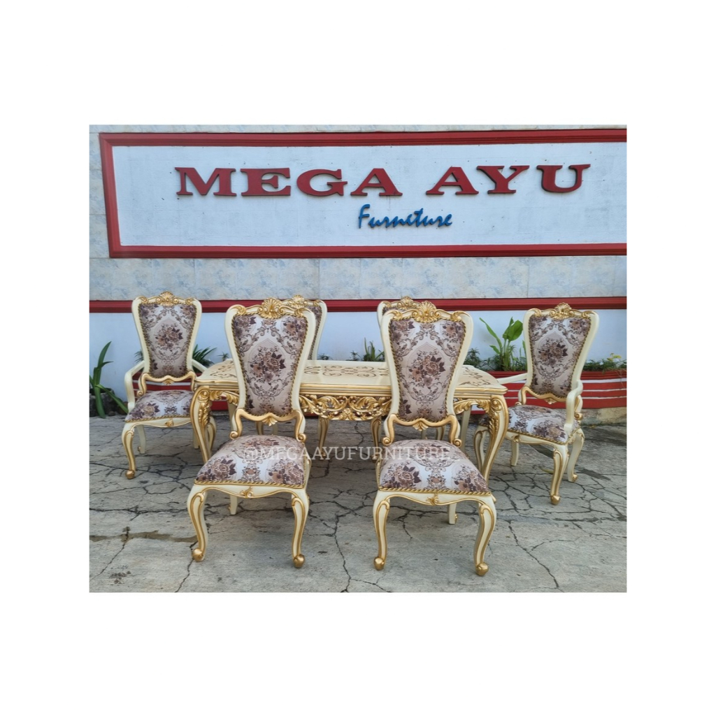 Set Kursi Makan Ukir