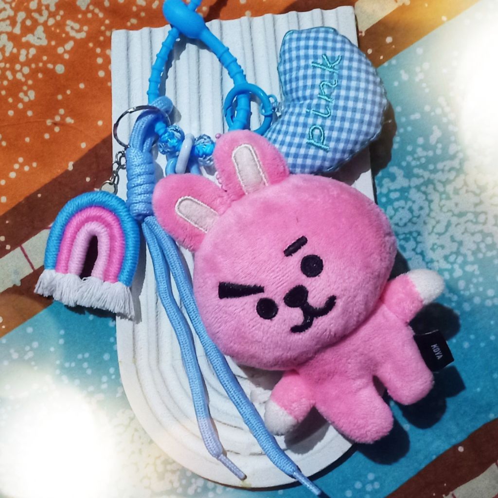 Bag Charm BT21/ bag charm koya/ bag charm cooky/ gantungan BT21/