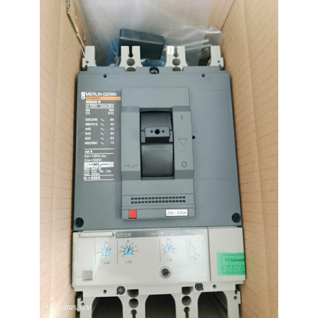 mccb NS630 3p merlingerlin 630A NS630 merligerlin 630A original