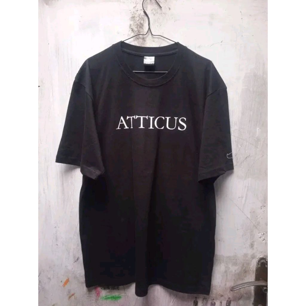Kaos T-shirt Atticus Clothing Company 2001
