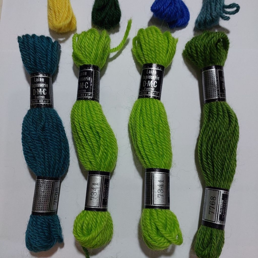 Preloved Benang Wool Laine Tapisserie D.M.C 8m isi 11 gulungan kecil