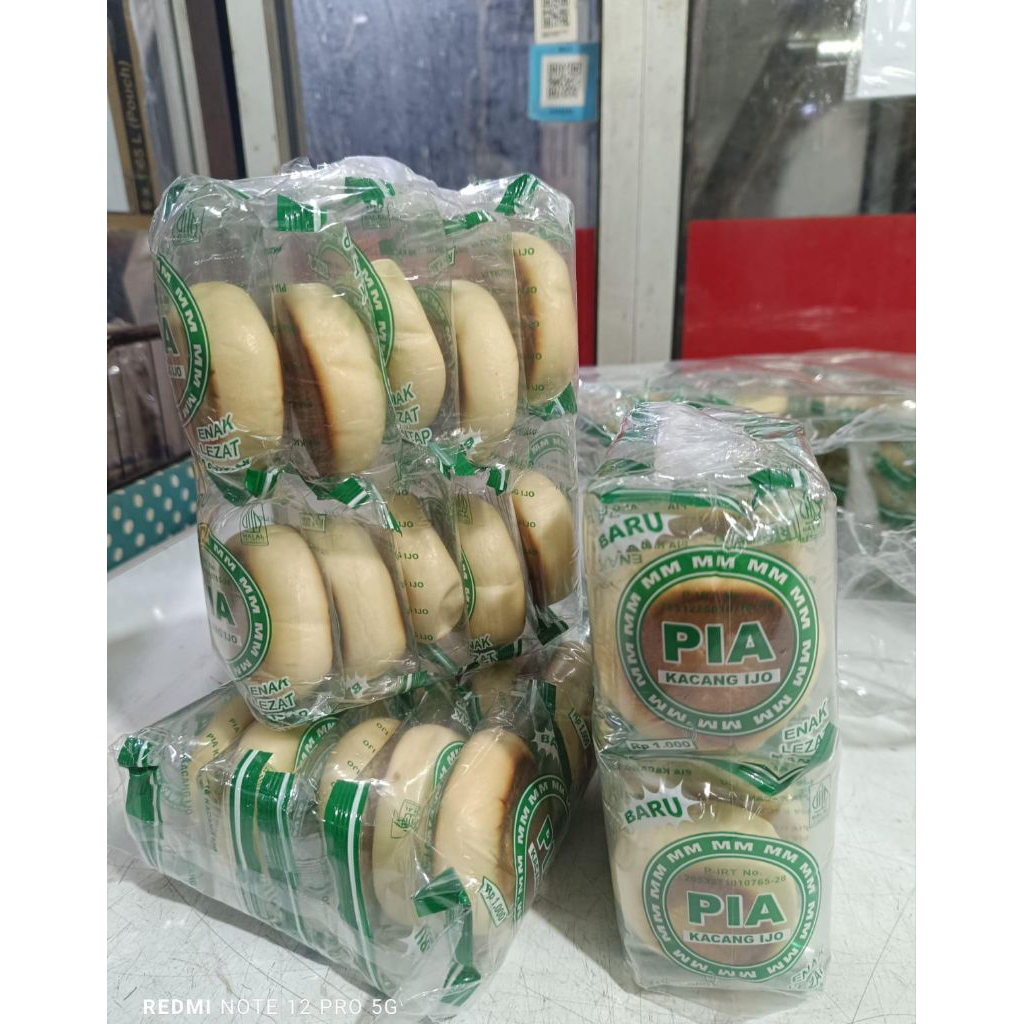 

30 pcs roti gepeng pia mm kacang ijo