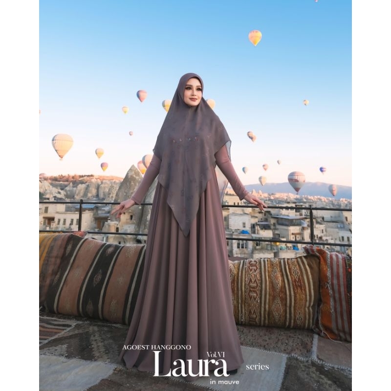 LAURA BY AGOES HANGGONO