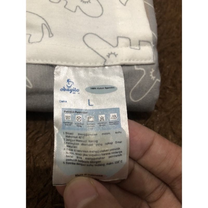 obayito gendongan kaos ukuran L