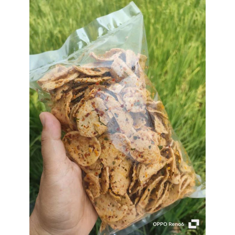 

basreng pedas rasa daun jeruk isi 250 gr