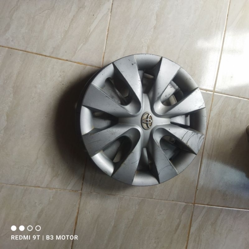 wheeldop dop velg ring 14 tutup ban mobil Avanza R14 bekas original