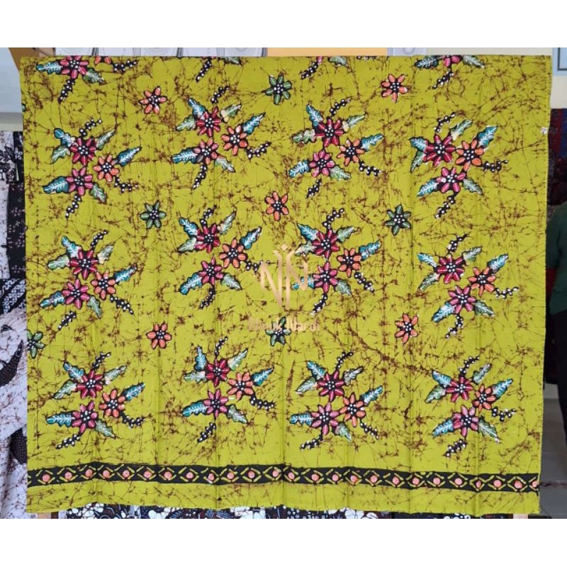 Kain Batik Tulis Bakaran Khas Pati