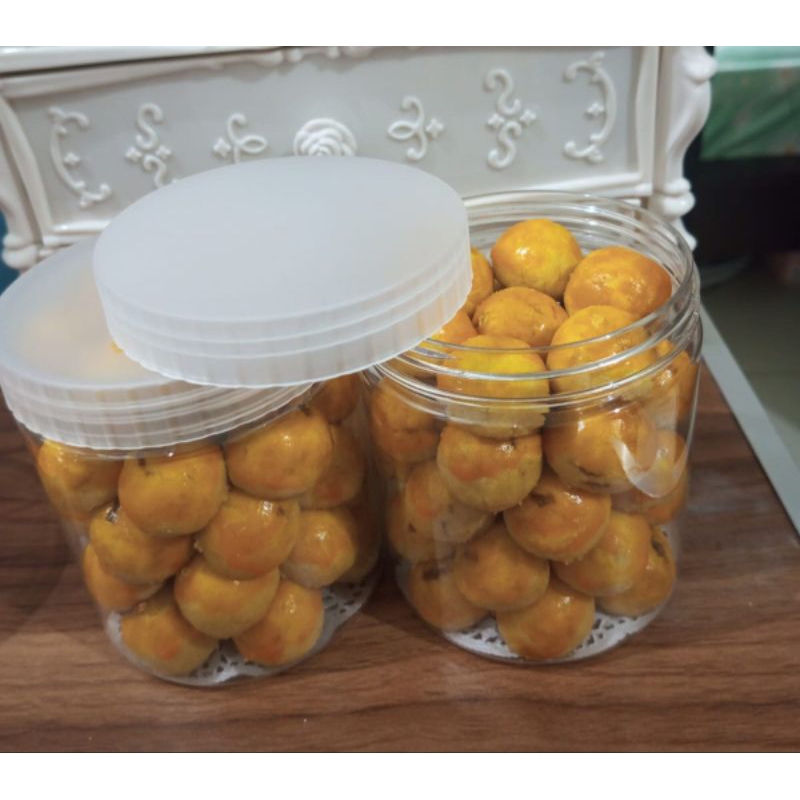 

Kue Nastr Royal 2 Toples