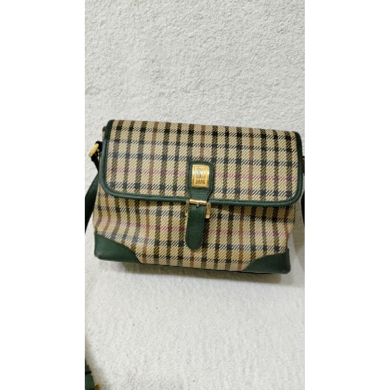 sling daks preloved