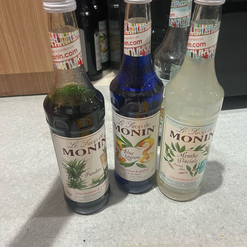 

sirup monin bluee lagoon pandan kinyhe