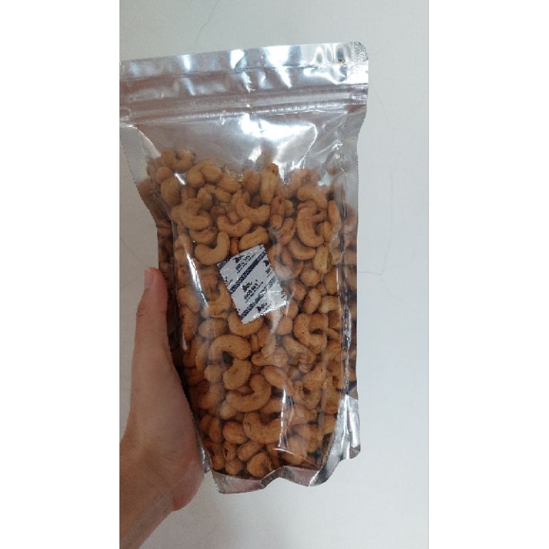 

Kacang Mede 500 gr