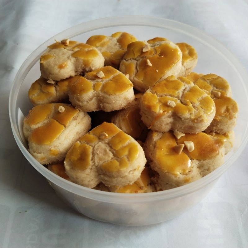 

Kue Kacang Empuk Manis Renyah Enak Lebaran Hari Raya Ekonomis Cookies Murah