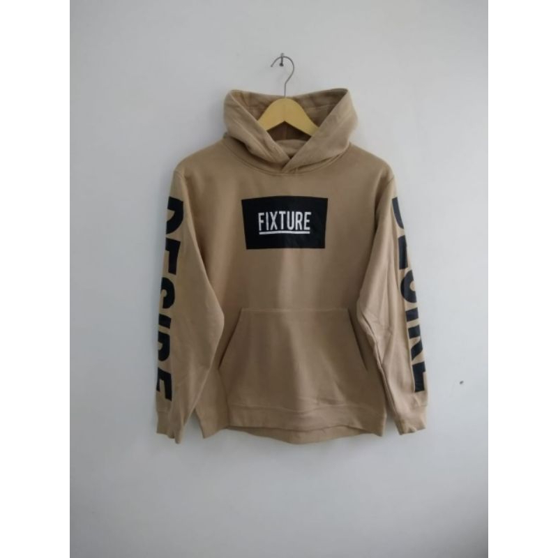 BEAUMERE Hoodie Spellout