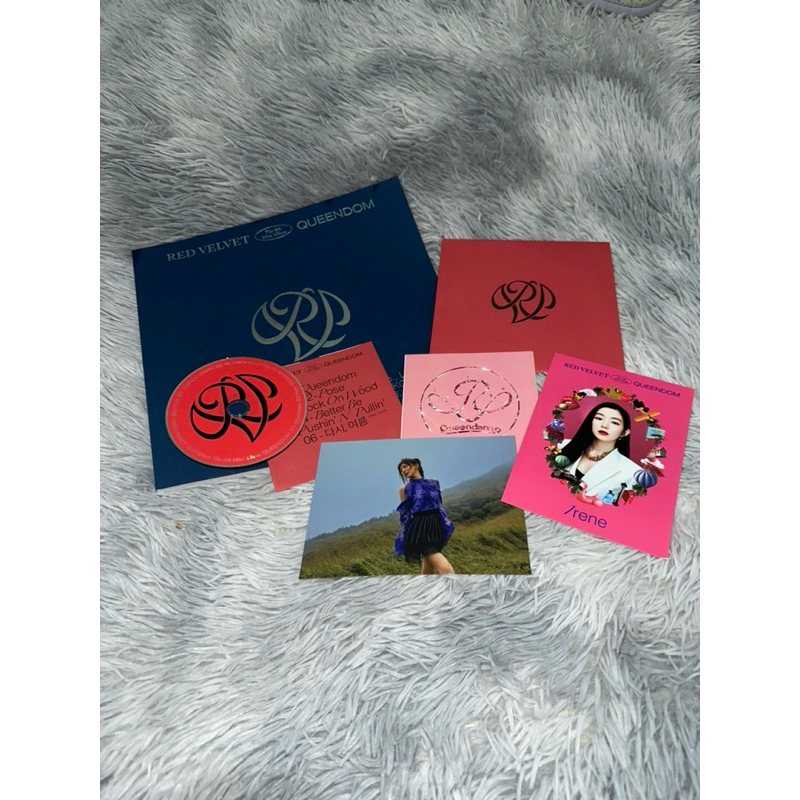 RED VELVET QUEENDOM UNSEALED