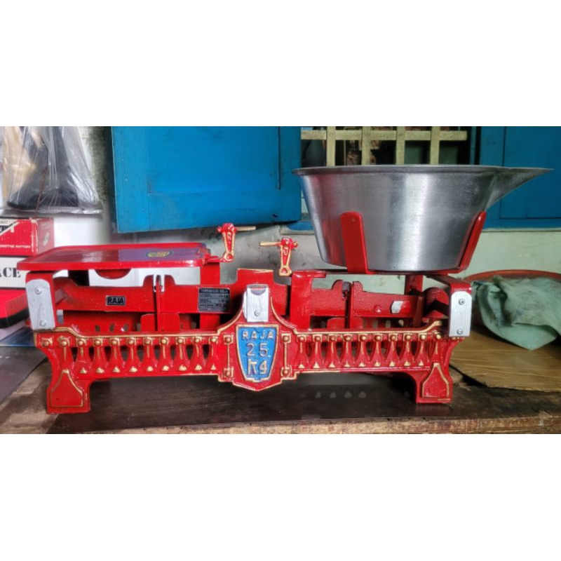 TIMBANGAN MEJA / KODOK / DUDUK 25 KG MERK RAJA