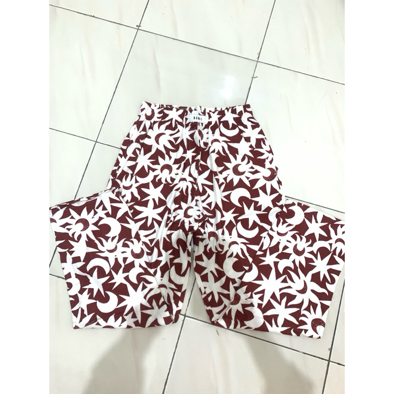 BONDS Pajamas Sleep wear one set