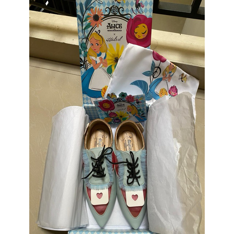 sepatu alice ittaherl
