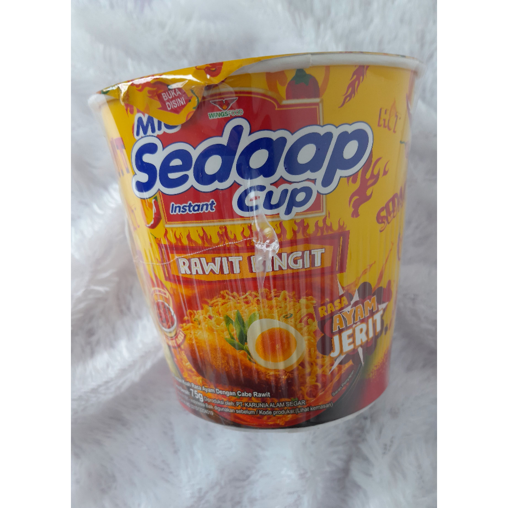 

Mie Sedaap Cup Rawit Ayam Jerit 75 GR