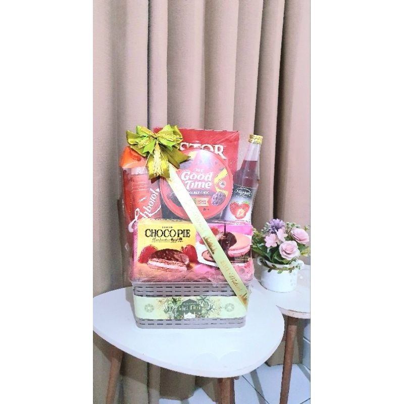 

PARCEL LEBARAN PAKET 2/PARCEL IDUL FITRI/HAMPERS LEBARAN