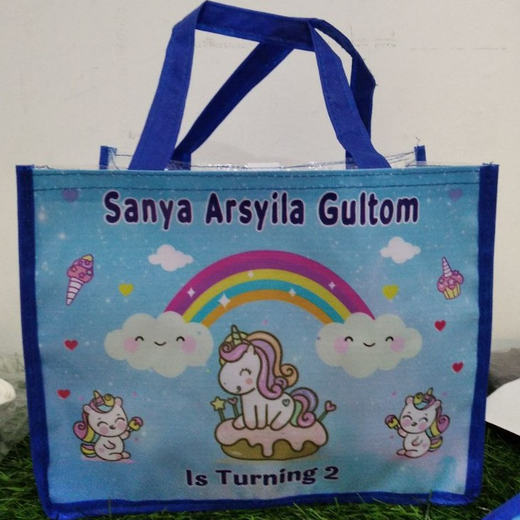 

Tas mika / tas tasyakuran kombinasi mika / goodiebag mika /tas souvenir mika Uk. 50x18x30