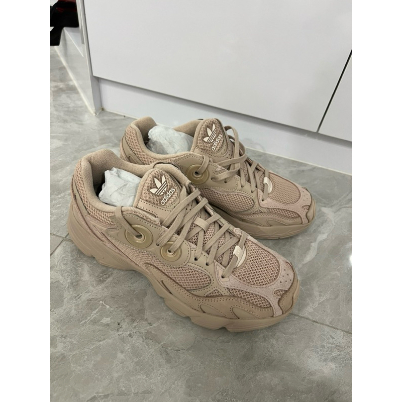 Adidas Originals ASTIR in Taupe Colour