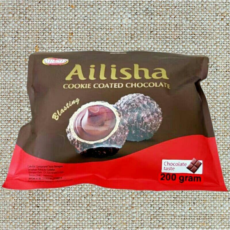 

AILISHA GOLDEN CHOCHOLATE & AILISHA COOKIE COATED CHOCHOLATE / Chocholate Ball Aneka Rasa 200gram