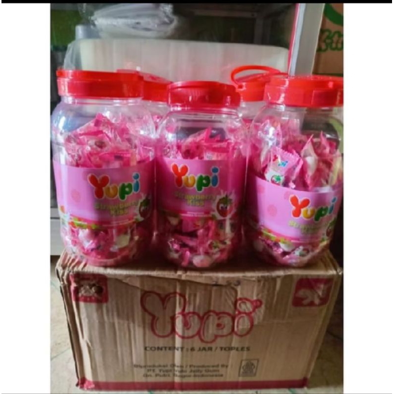 YUPI TOPLES 1 KARTON ISI 6 TOPLES