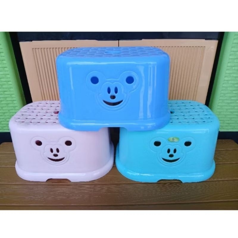 Kursi Anak Plastik /Bangku Pendek /Bangku Plastik Cornelius Plastik