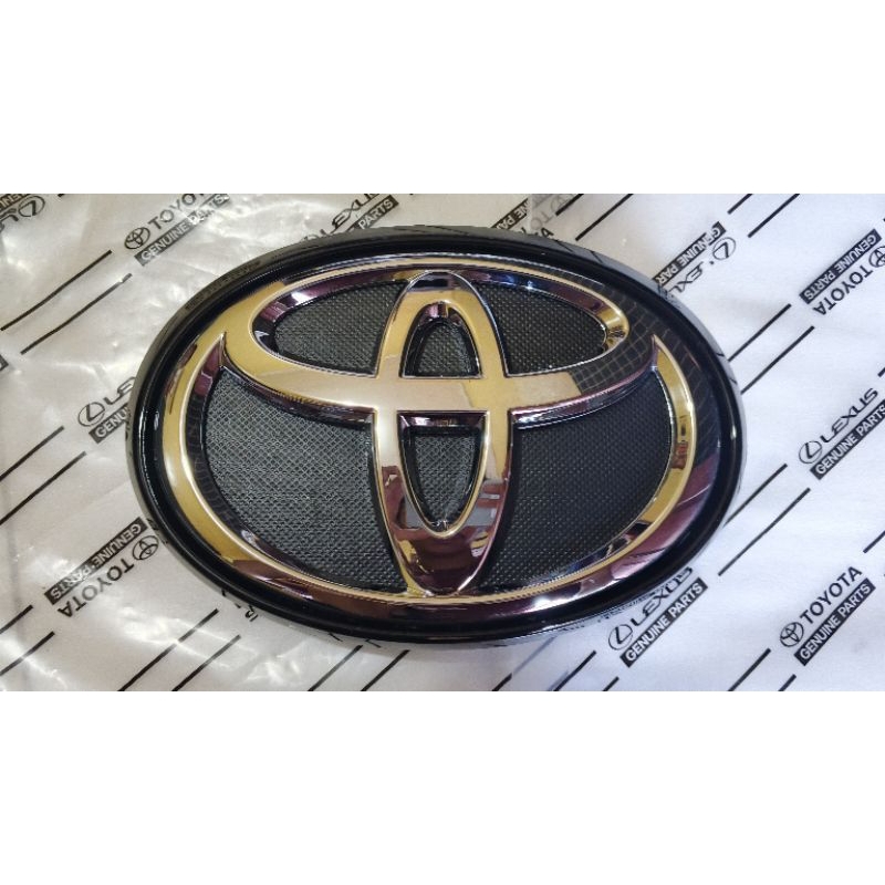 logo gril depan etios valco ORIGINAL