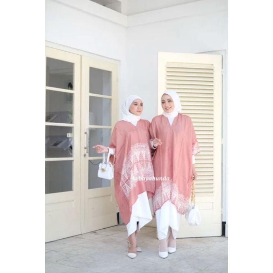 Bestari dan Bintari Tunik Viscose Motif